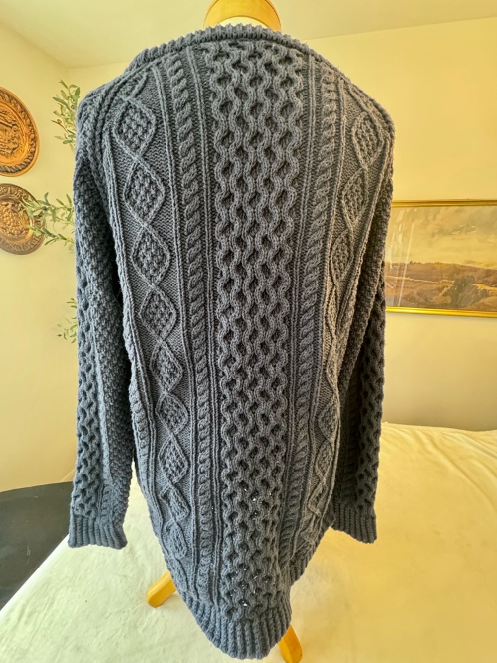 L.L. Bean Signature Navy Cable Knit Crewneck Sweater, sz M - Picture 2 of 12